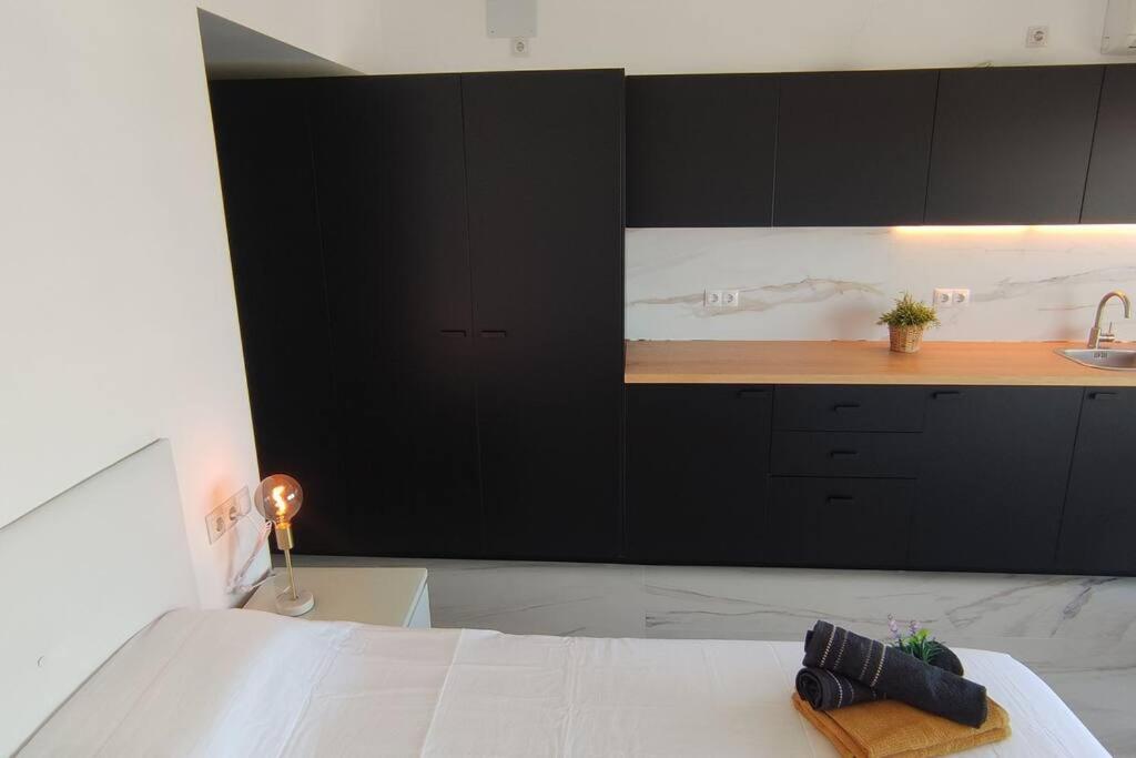 Chill Out Studio Jacuzzi & Sea Views 阿利坎特 外观 照片